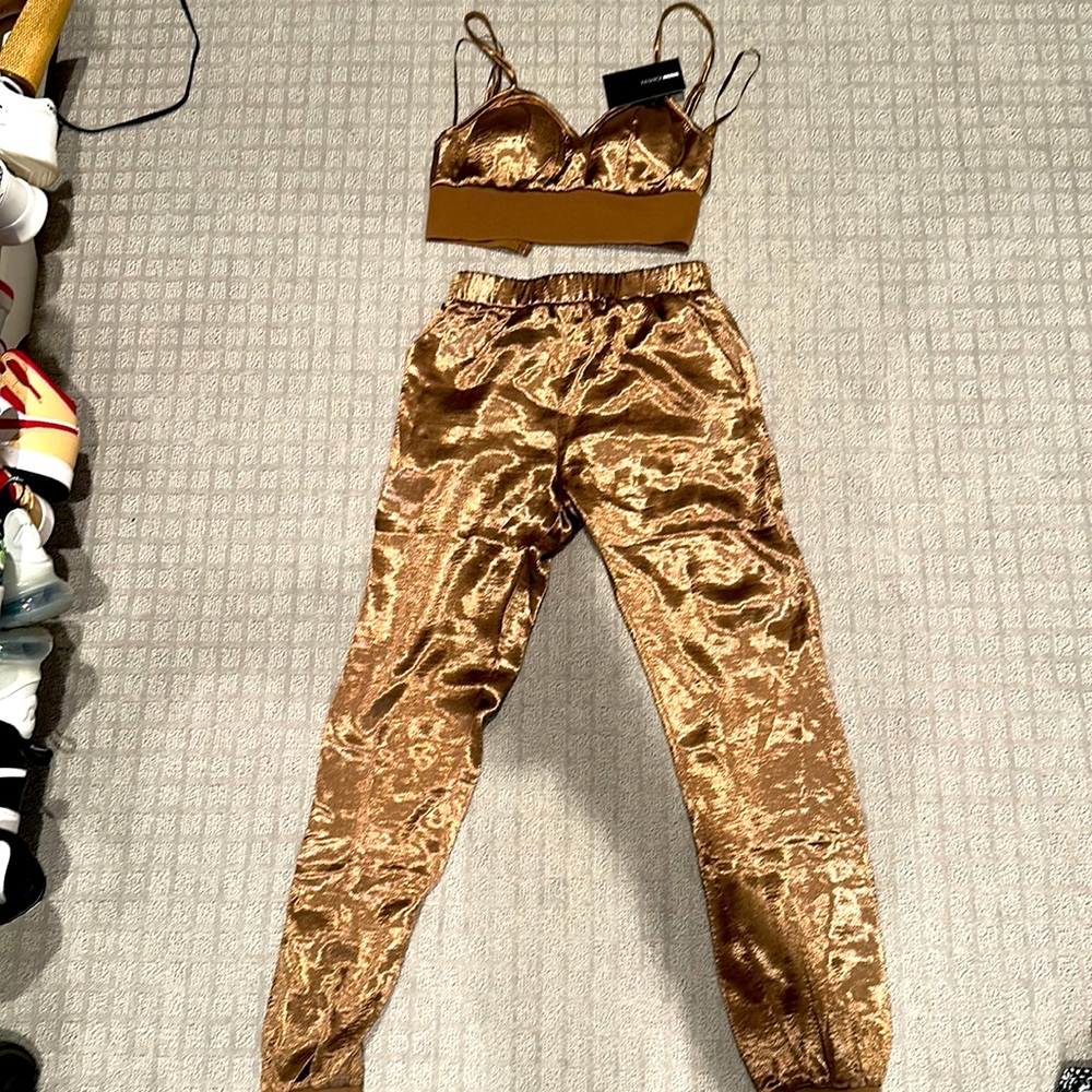 Fashion Nova Teyanna Satin Jogger Set BNWT